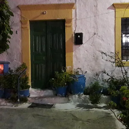 Elkysti Crete * Kalamaki (Heraklion)